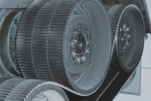 Built for extreme loads — large mill drive powered by our belt technology  