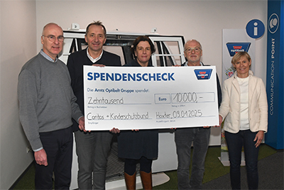 The Arntz Optibelt Group is continuing its commitment to the region and is supporting the Caritas Association for the Höxter District and the Höxter Child Protection Association with a total donation of 10,000 euros this year.